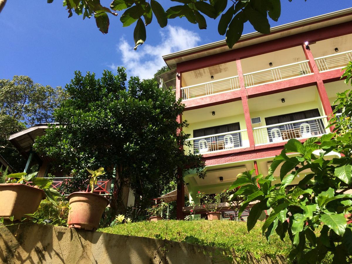 Columbus Inn Эль-Нидо Экстерьер фото