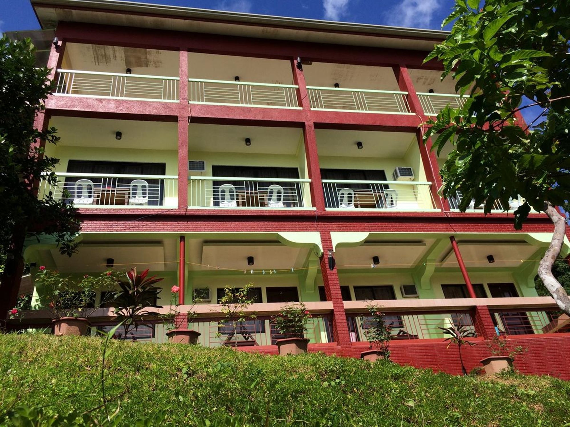 Columbus Inn Эль-Нидо Экстерьер фото